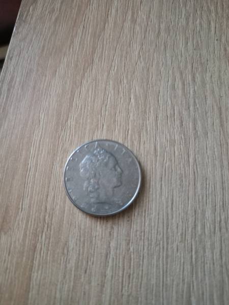 Sprzedaż lub wycena menety